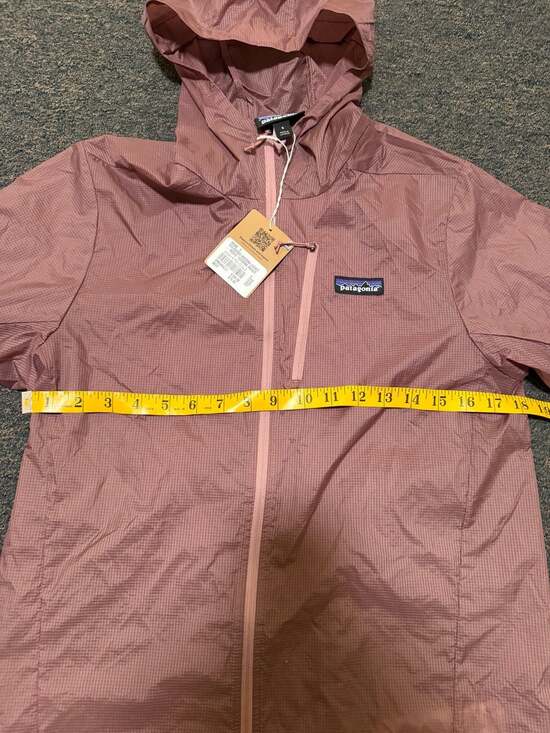 Patagonia Men's Houdini Jacket in Evening Mauve - Picture 6 of 8
